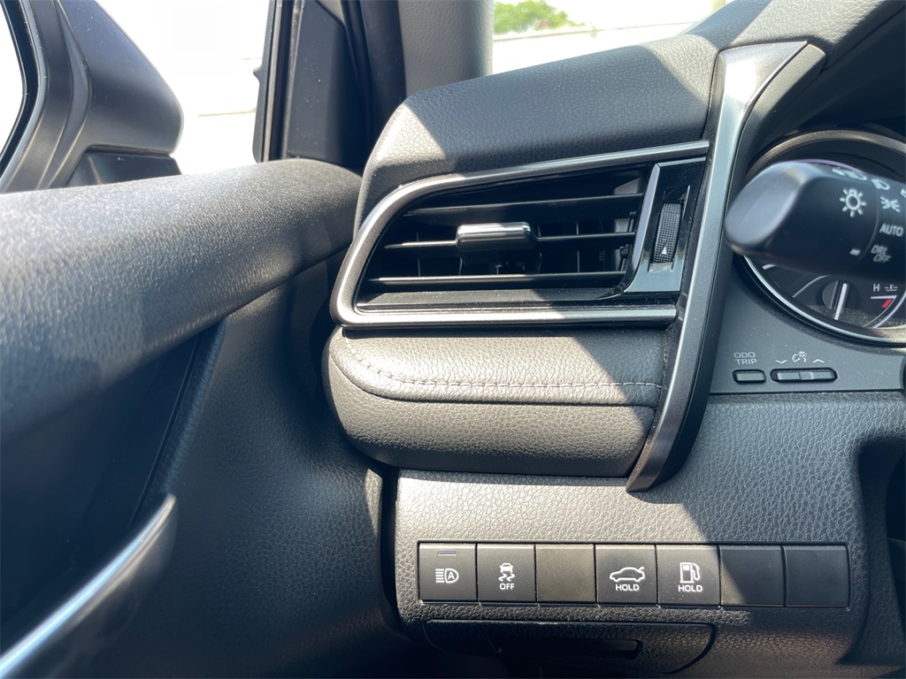 Vehicle image 25 of 25