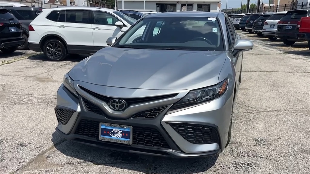 Vehicle image 3 of 25