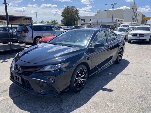 Vehicle image 7 of 23
