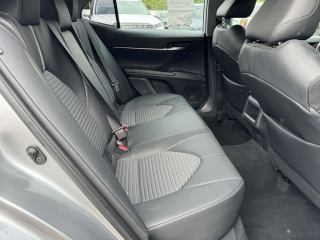 Vehicle image 19 of 26
