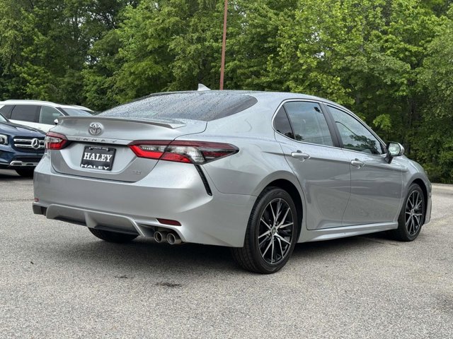 Vehicle image 2 of 26