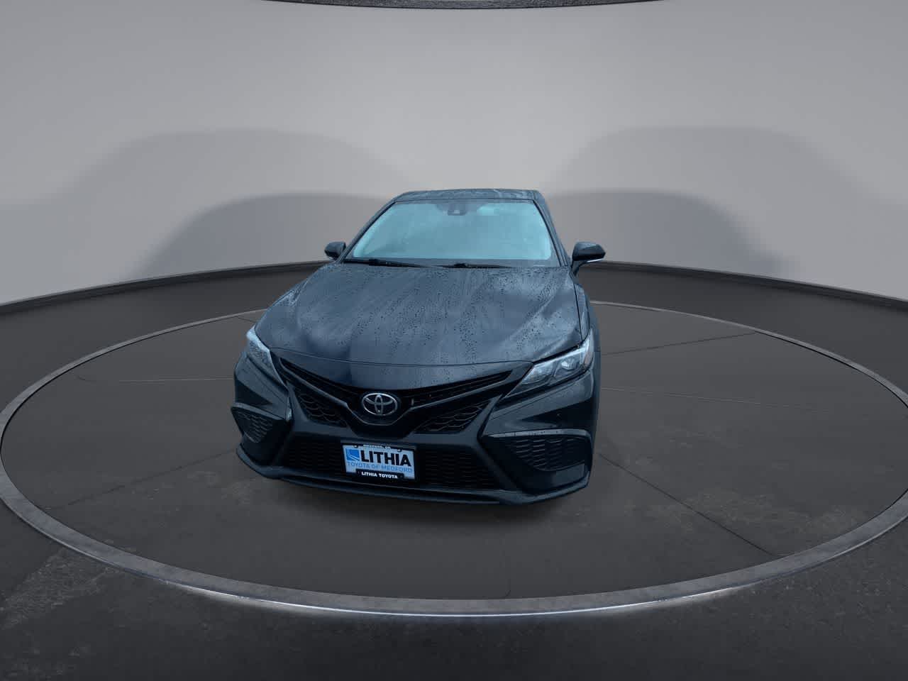 Vehicle image 9 of 24