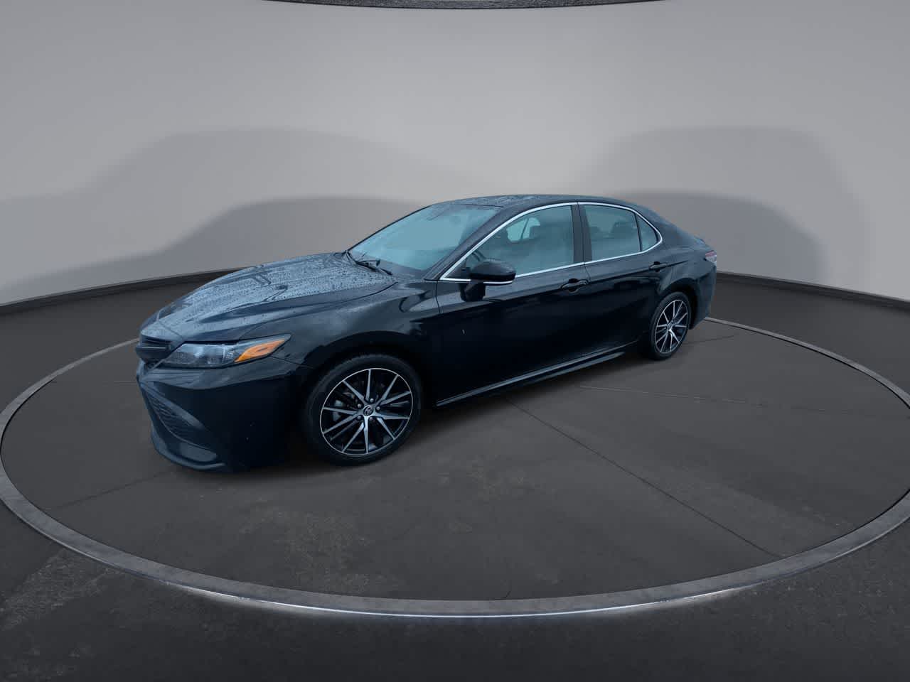 Vehicle image 2 of 24