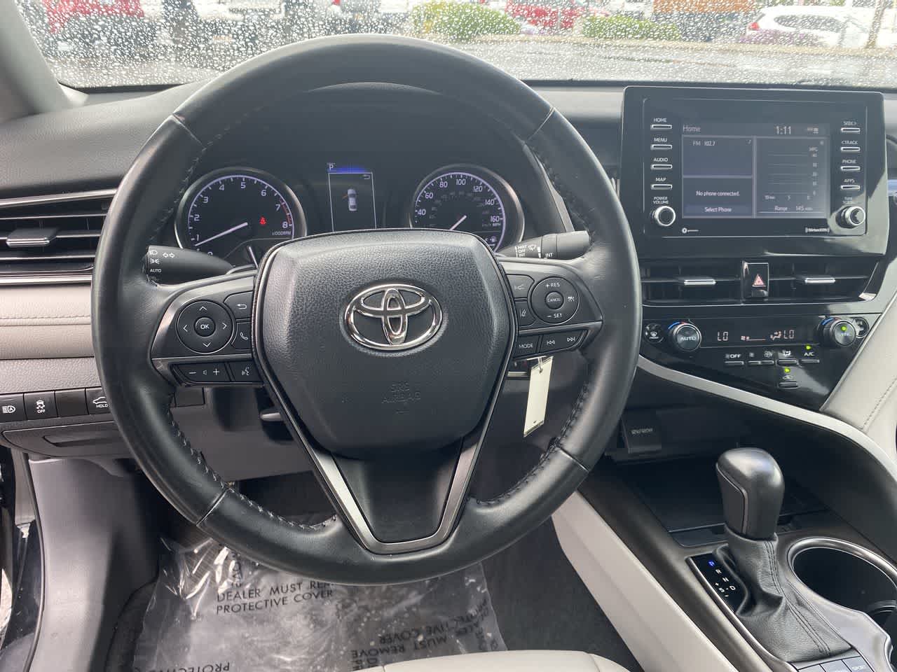 Vehicle image 14 of 24