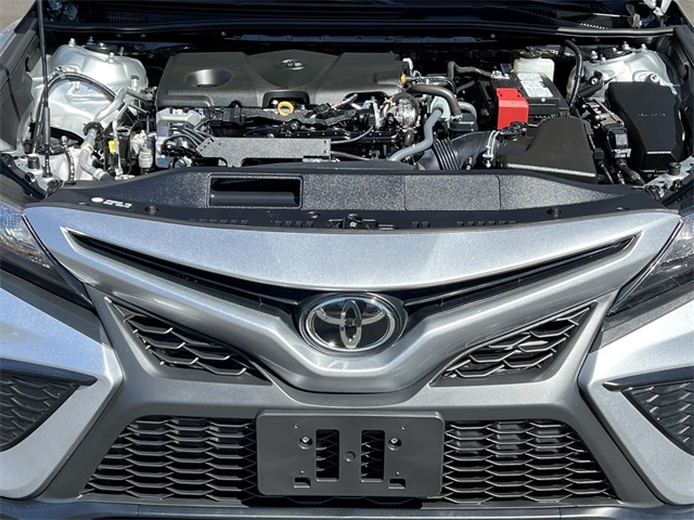 Vehicle image 26 of 28