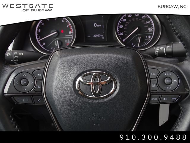 Vehicle image 23 of 30