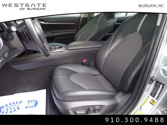 Vehicle image 18 of 30