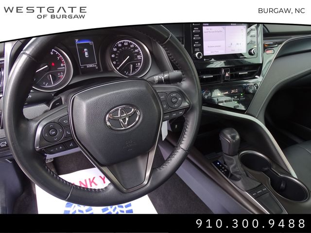 Vehicle image 21 of 30