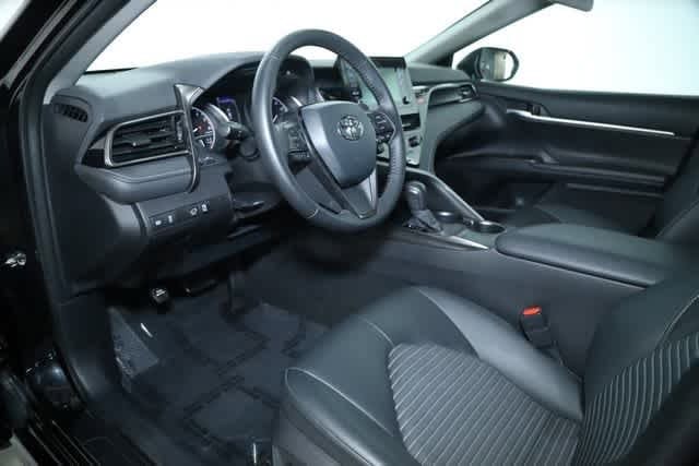 Vehicle image 24 of 45