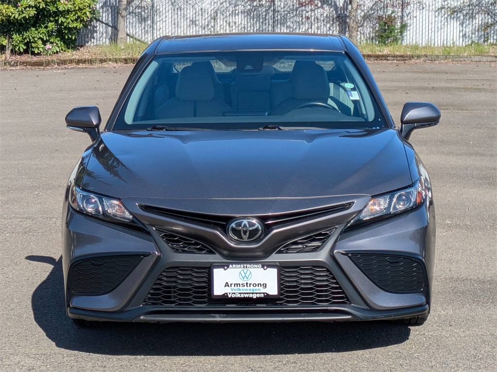 Vehicle image 3 of 33