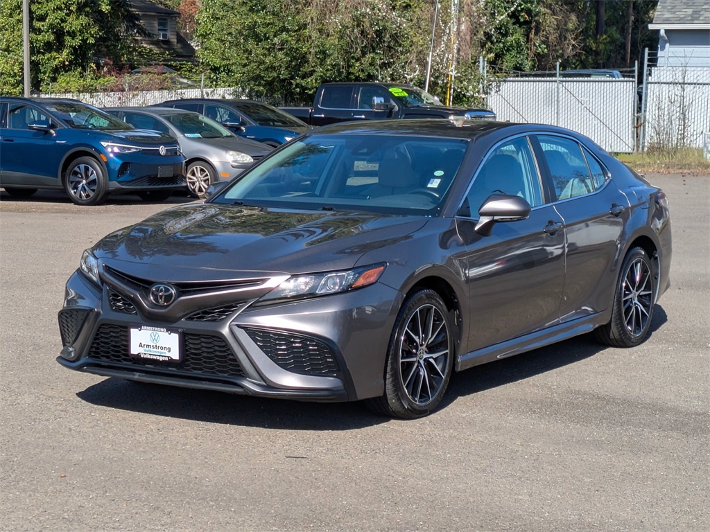 Vehicle image 1 of 33