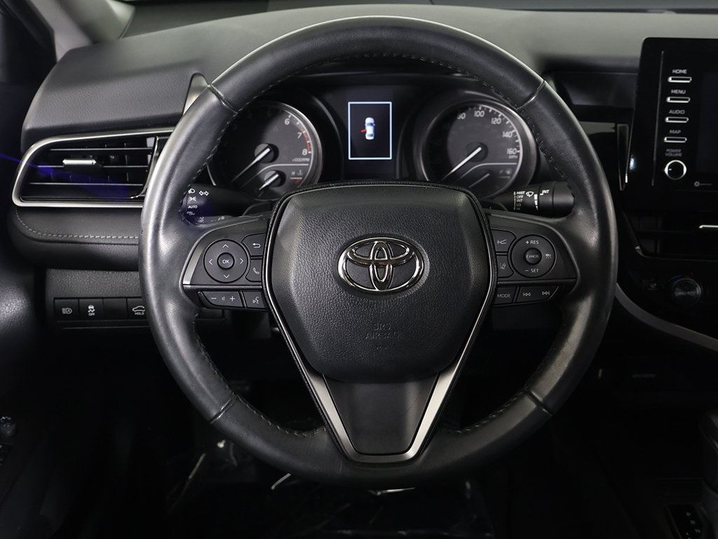Vehicle image 30 of 43