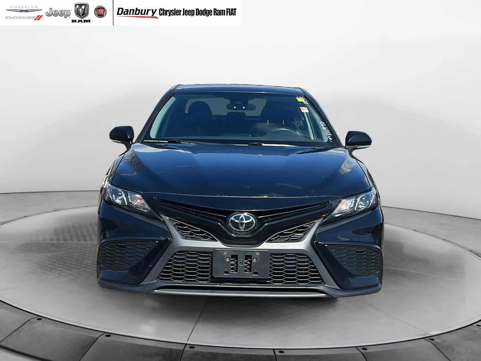 Vehicle image 3 of 24