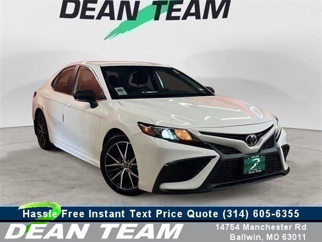 Vehicle image 3 of 21
