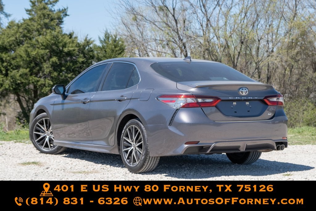 Vehicle image 4 of 15