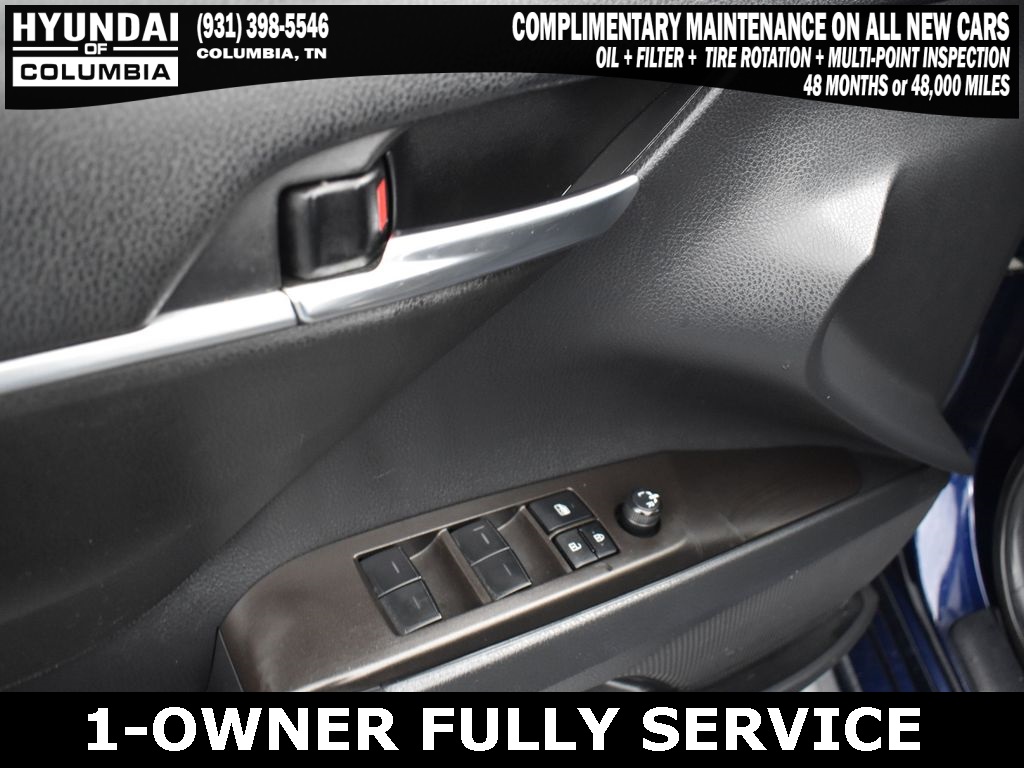 Vehicle image 33 of 43