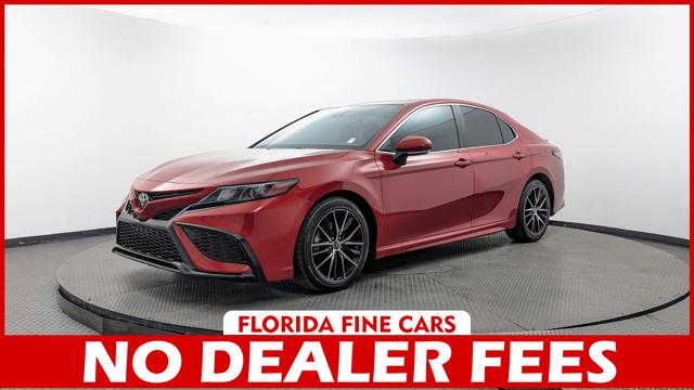 2022 Toyota Camry SE Image 1 of 25