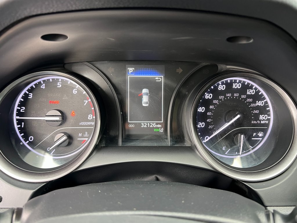 Vehicle image 40 of 45