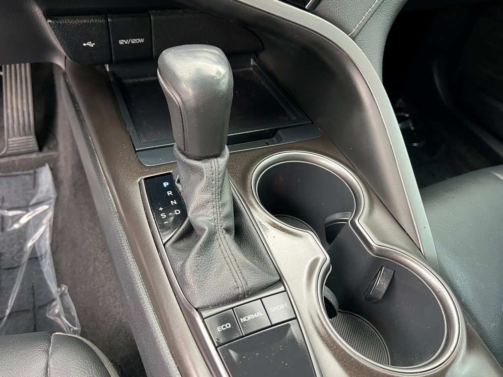 Vehicle image 43 of 45