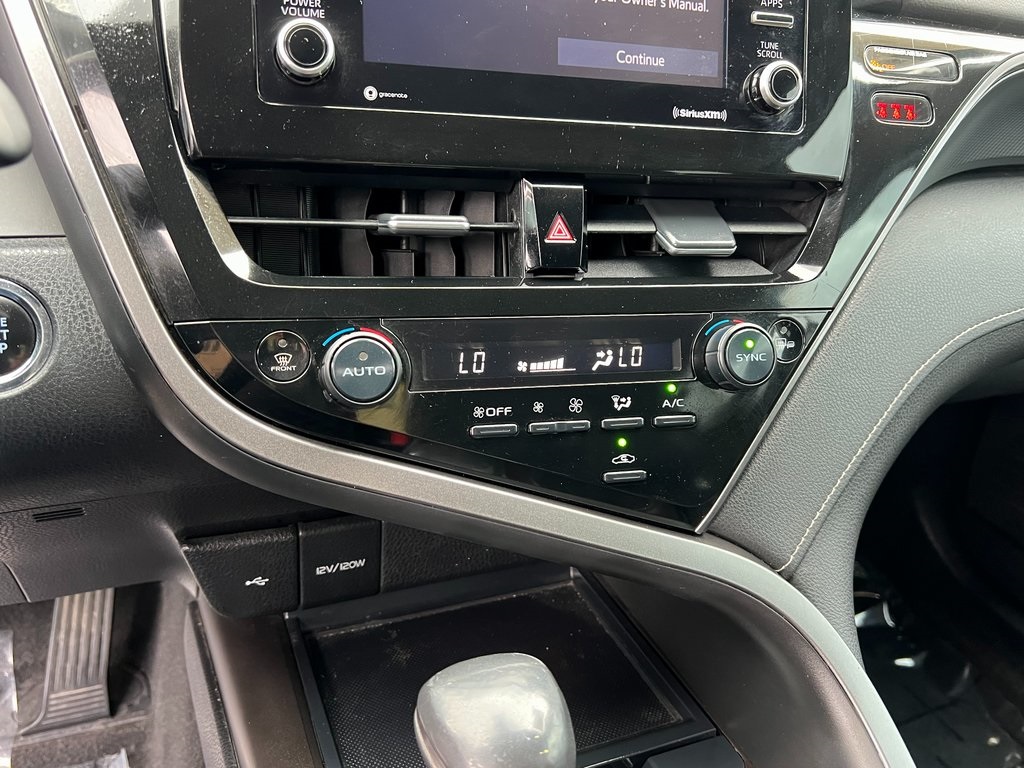 Vehicle image 42 of 45