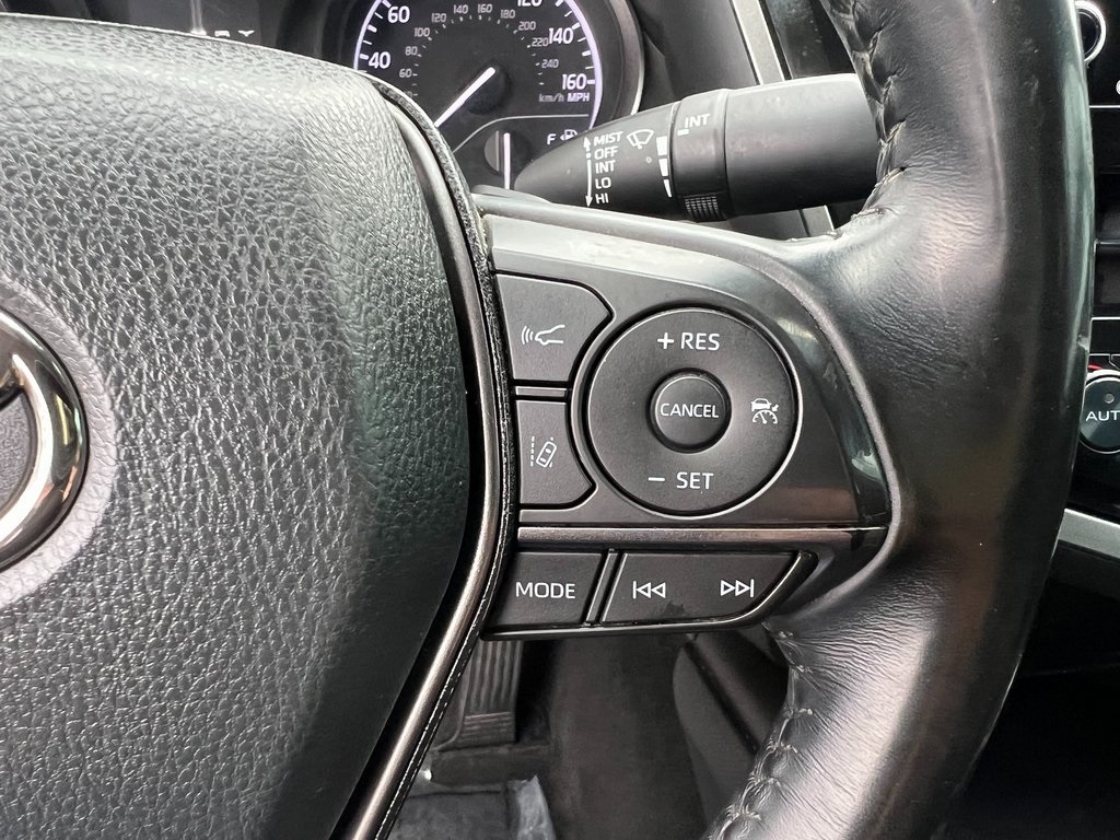 Vehicle image 39 of 45