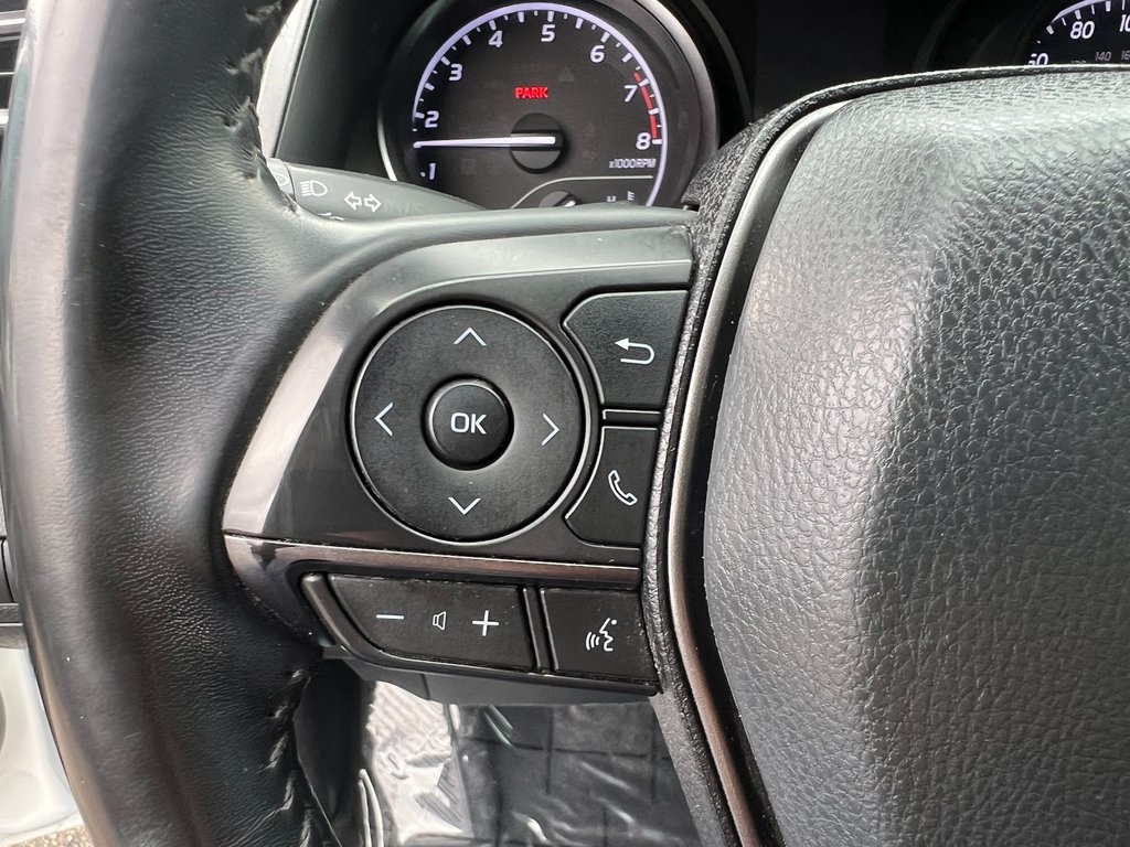 Vehicle image 38 of 45