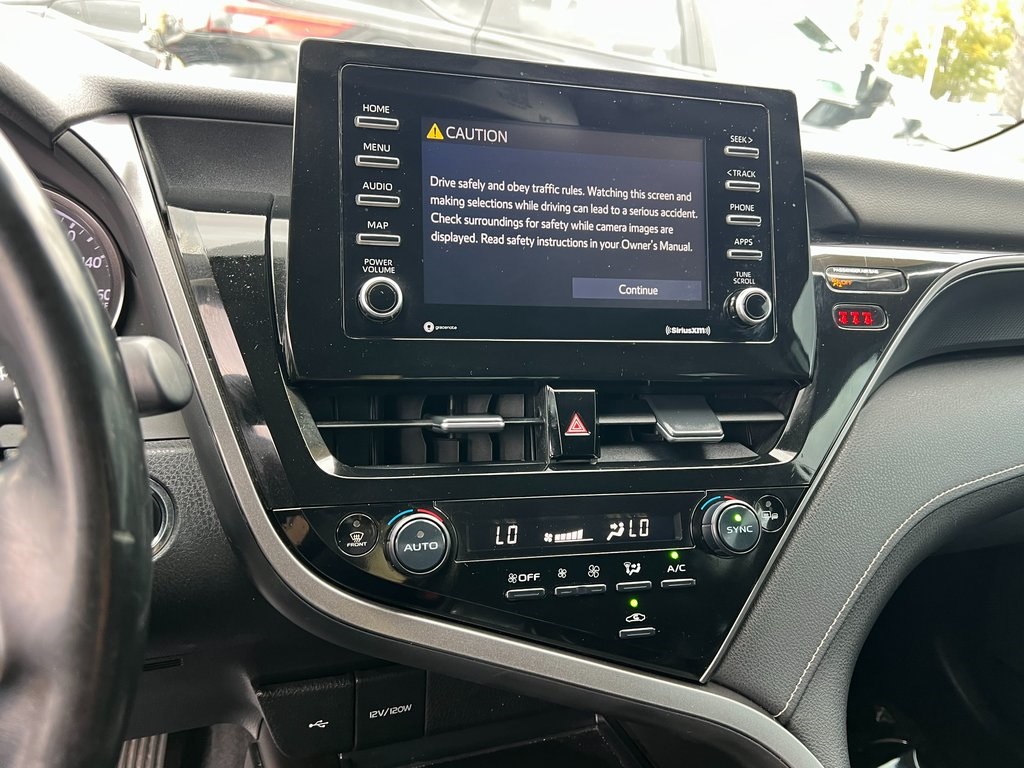Vehicle image 41 of 45