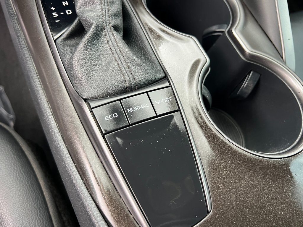 Vehicle image 44 of 45