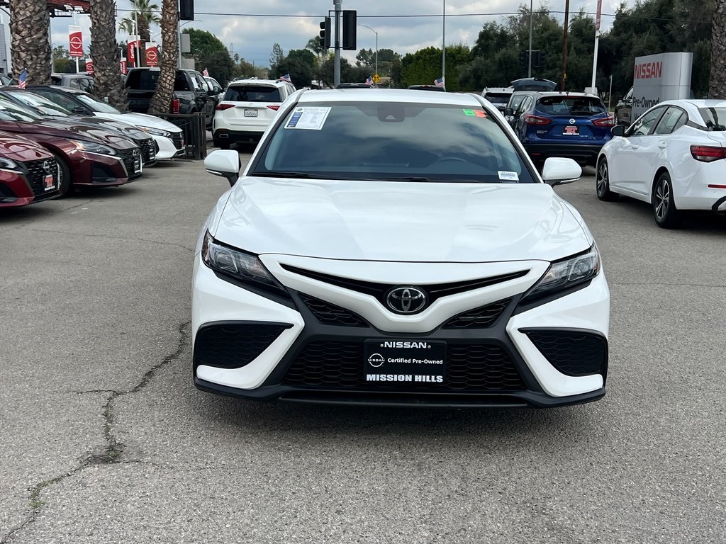 Vehicle image 4 of 45