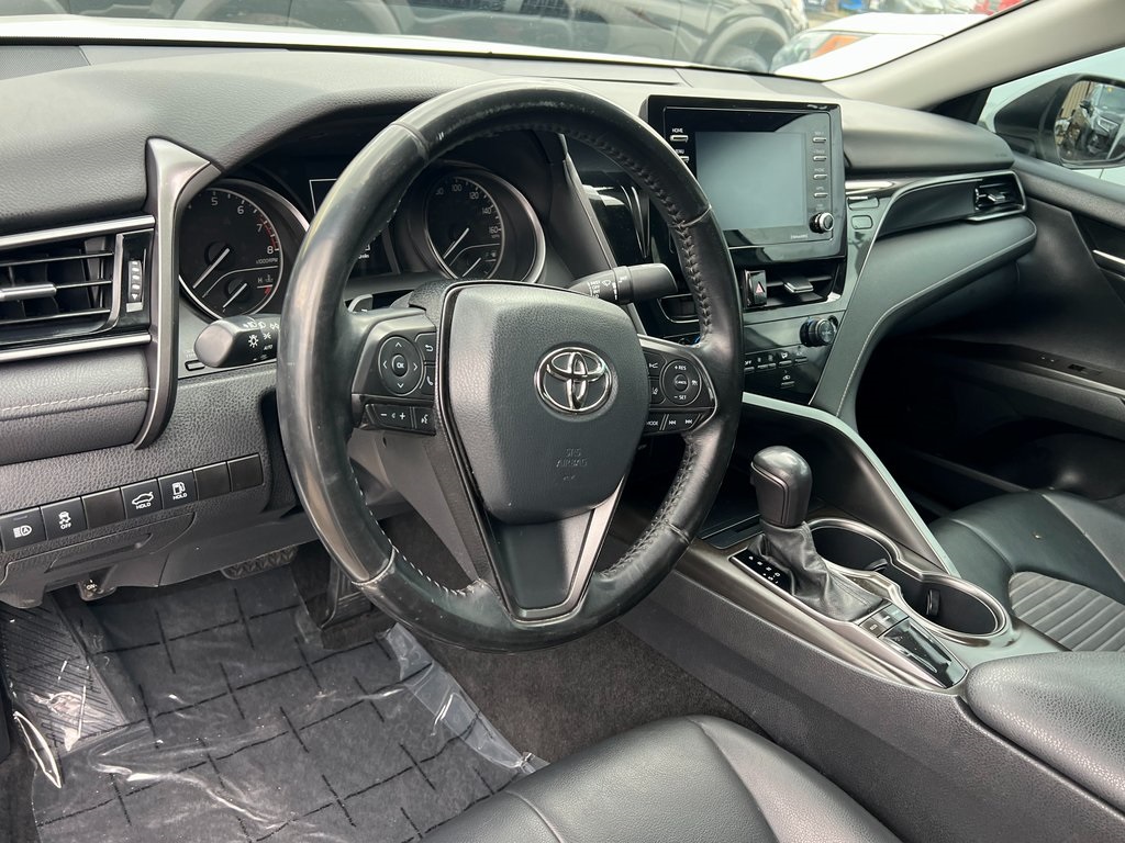 Vehicle image 31 of 45