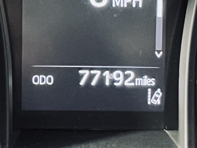 Vehicle image 29 of 34