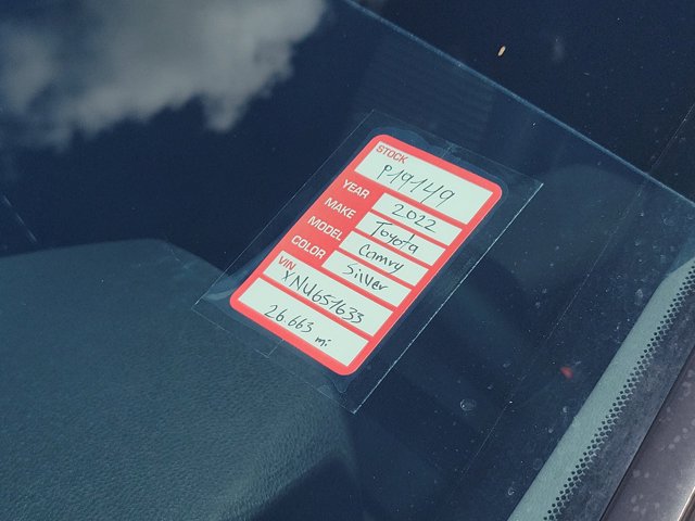 Vehicle image 33 of 34
