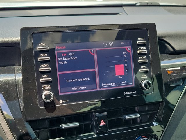 Vehicle image 18 of 34