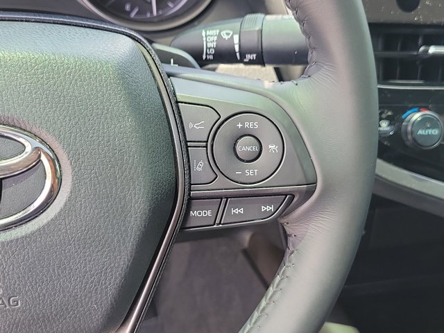 Vehicle image 16 of 34