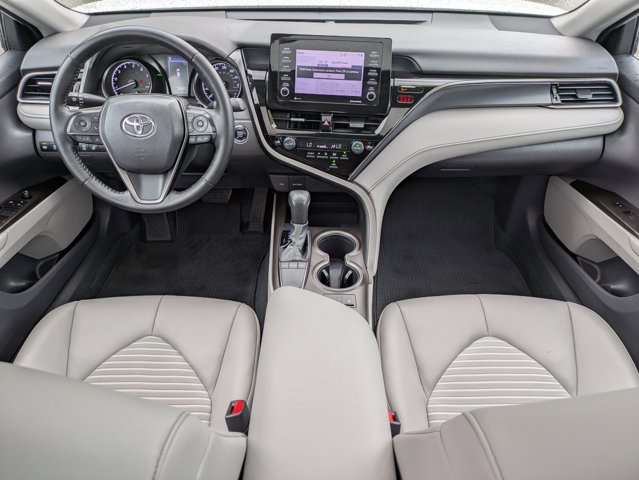 Vehicle image 19 of 26