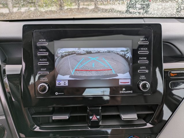 Vehicle image 14 of 26