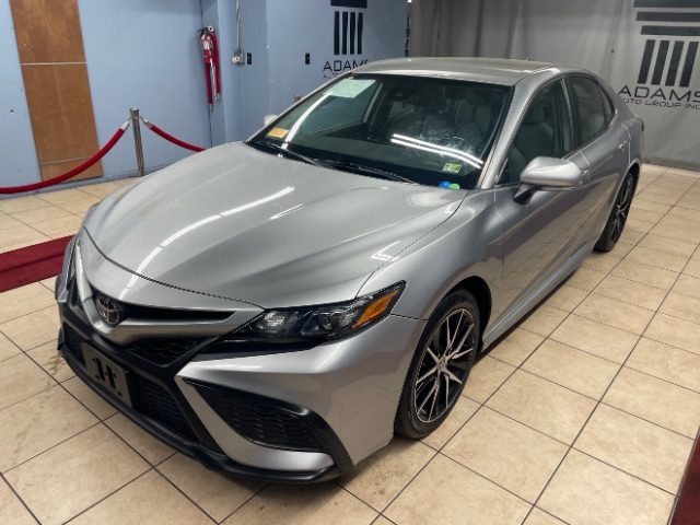 Vehicle image 1 of 18