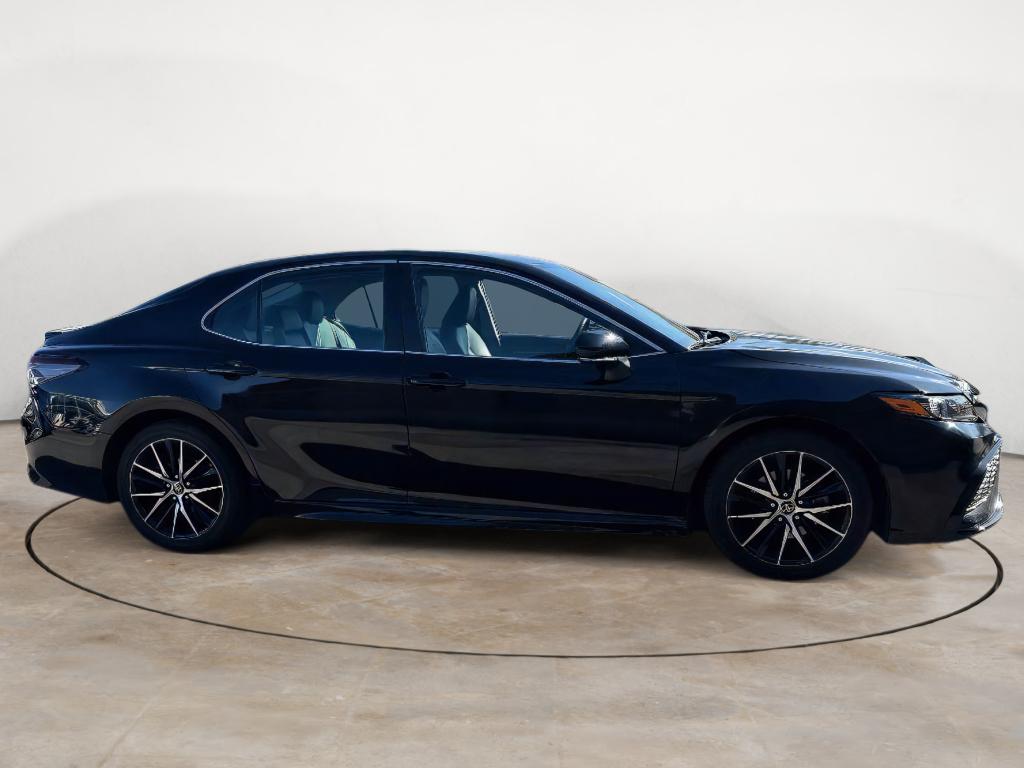 Vehicle image 5 of 29