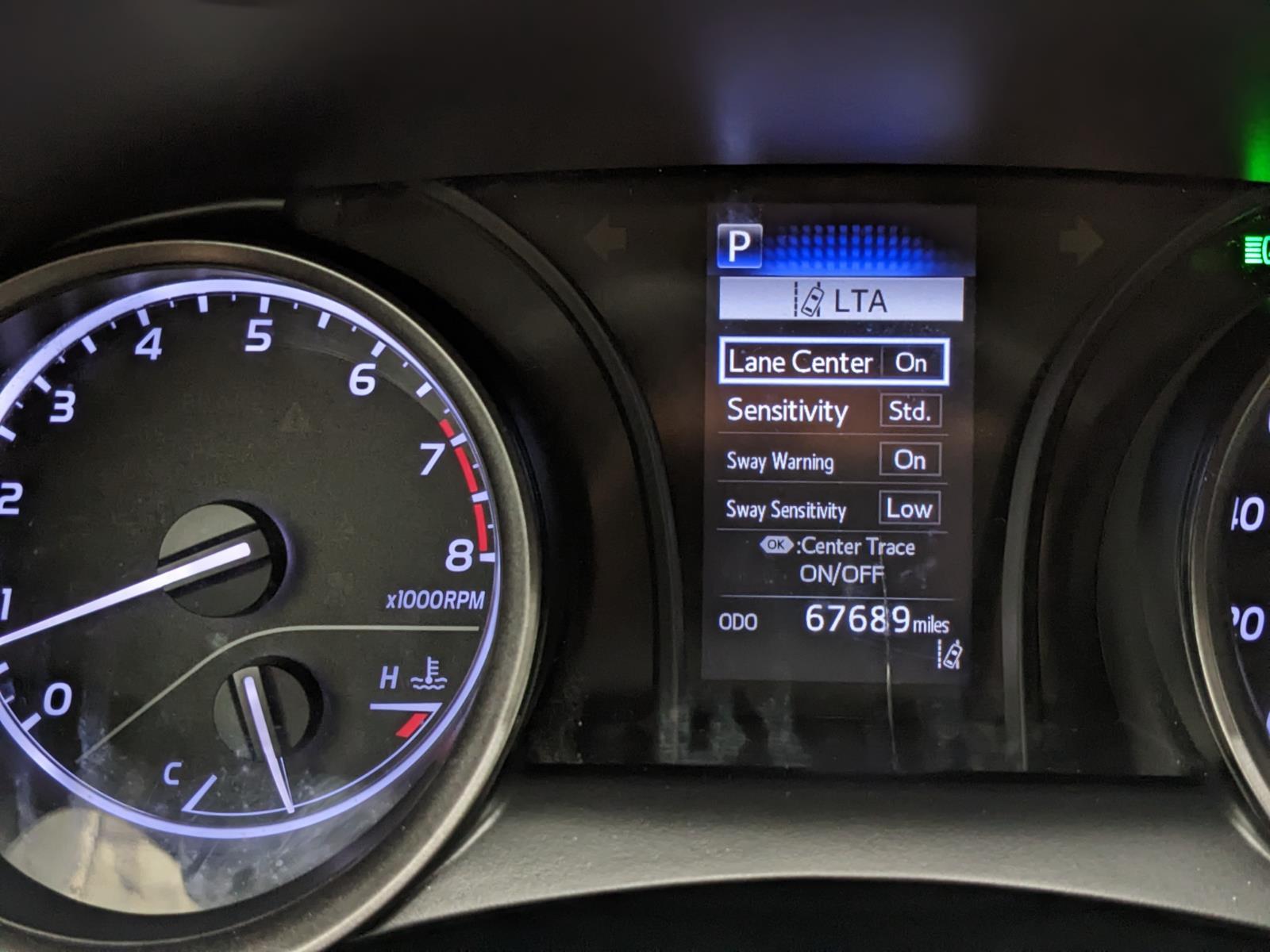 Vehicle image 17 of 31