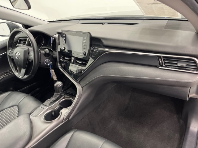 Vehicle image 45 of 50