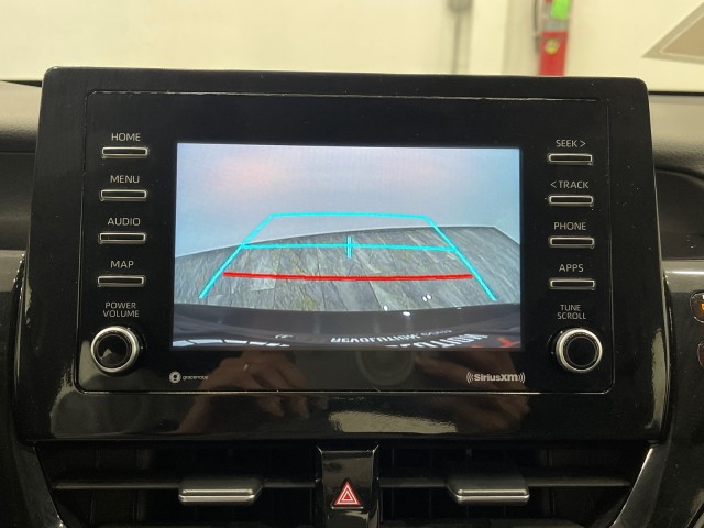 Vehicle image 21 of 50