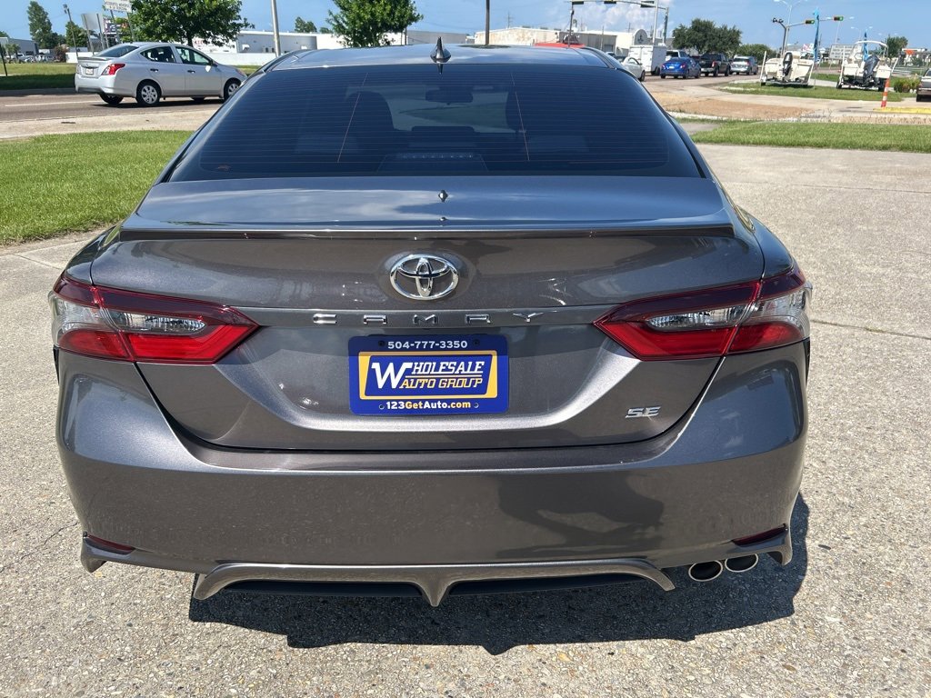 Vehicle image 6 of 27