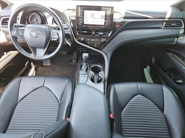 Vehicle image 16 of 23