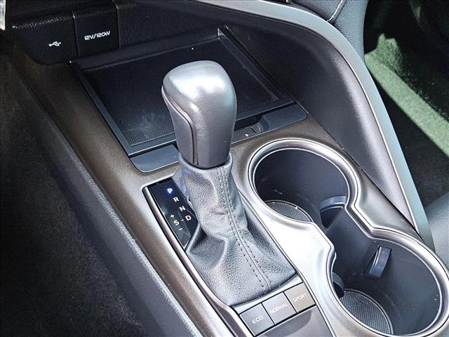 Vehicle image 12 of 23