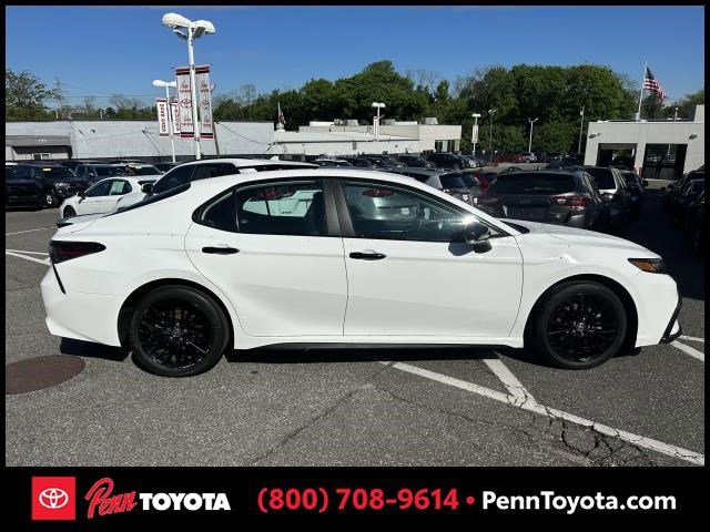 Vehicle image 4 of 36