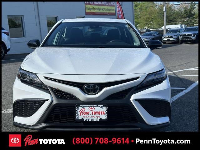 Vehicle image 2 of 36