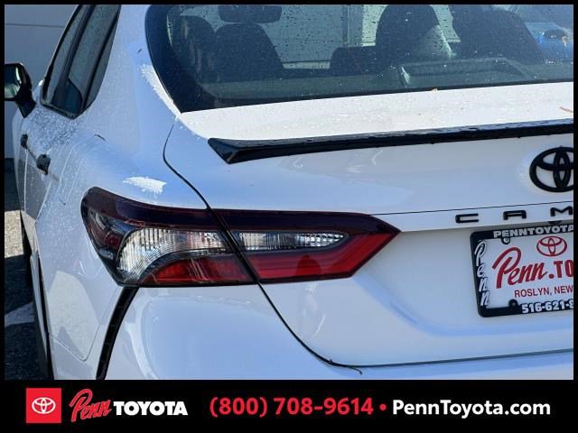 Vehicle image 14 of 36