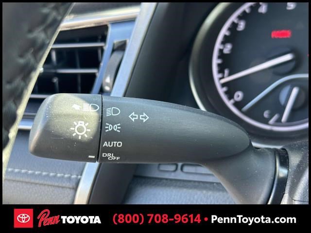 Vehicle image 24 of 36