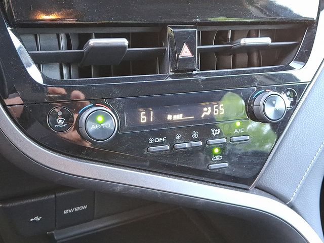 Vehicle image 16 of 32