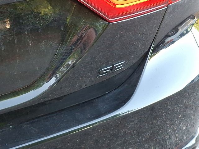 Vehicle image 32 of 32
